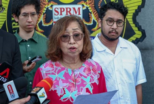 Isteri Tun Daim, dua anak beri keterangan di SPRM