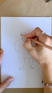 Drawing Santa is so much easier than you think! Follow our step-by-step guide to learn how to draw an adorable Father Christmas. Click the link in our bio to watch the full video 🎅 #christmas #craft #drawing #christmascraft #prima | Prima Magazine