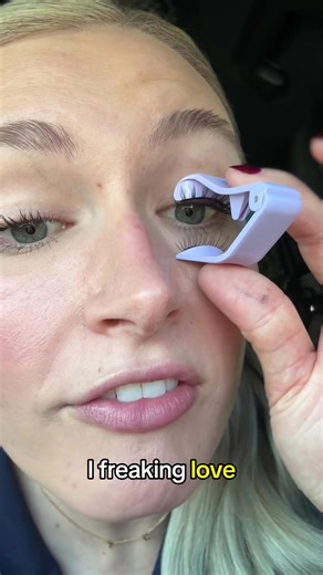 Lashes in literally 5 seconds #beauty #makeup #lashes | Magnetic Eyelashes