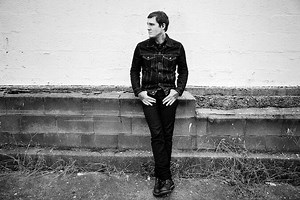 Brian Fallon estrena nuevo single: 'Forget Me Not'