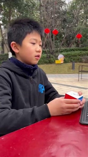 CUBE STATION - One-on-one Smartcubing With GAN GURU