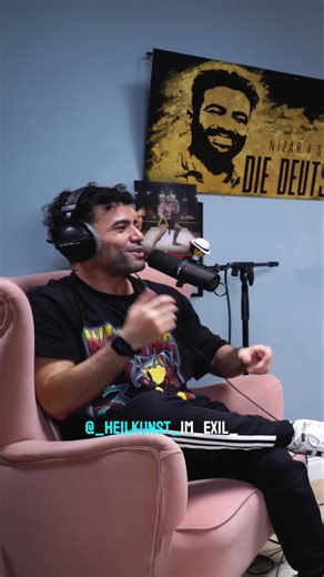 Steak ist billiger als Junkfood? Schockierende Wahrheit! Entdecke, wie *wir* den Mythos entlarven, dass tägliches Steakessen teuer ist. *Wir* vergleichen Lebensmittelkosten, enthüllen versteckte Junkfood-Ausgaben und zeigen, wie man beim Metzger günstig Fleisch kauft. Ist gesunde Ernährung wirklich teurer? Finde es jetzt heraus! #SteakMythos #GünstigEssen #GesundeErnährung #FleischLiebe #ErnährungsTipps #MetzgerQualität #JunkfoodKosten #IndustrieBrainwash #LebensmittelVergleich #PodcastDeutschla