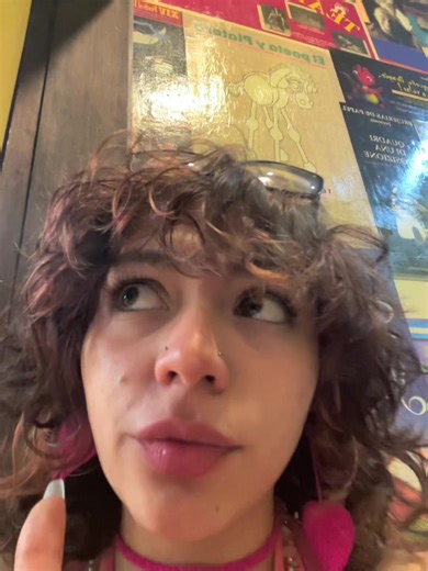 Videos de it_syraaa (@it_syraa) con “sonido original - 𝑑𝑚𝑟💤”