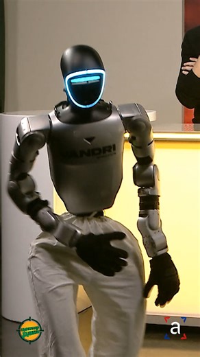 🤖 U naš studio stigao je Roby, prvi humanoidni robot u BiH i oduševio sve svojim fenomenalnim plesnim sposobnostima! #atvbl #atvvijesti #centardana #sandramarijanovic #markovrhovac #dragogveric | Centar dana