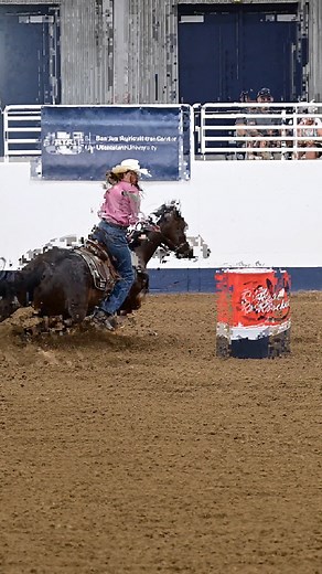 Hail Storm USA running my fastest time in South Jordan and placing 4th in the first round of a salty futurity at The Red Rocket 🚀🤎🥹 | Hailey Humphrey