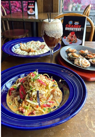 Tom's Oyster Bar: Crabby Sweetest Month Menu in Detroit 🦀