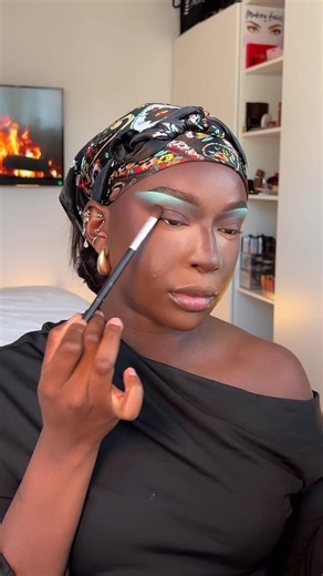 Top Colorful Eyeshadow Palettes and Makeup Tips