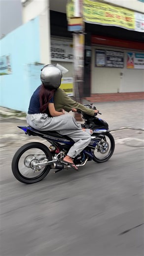 Exploring the MX King: Style and Performance