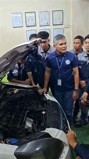 Discussion with Sir Bayas. ATS NC I training here at Power Skills Technical Center. #PowerSkillsTechnicalCenter #TESDAREGISTERED #fblifestyle | Mommy Gay