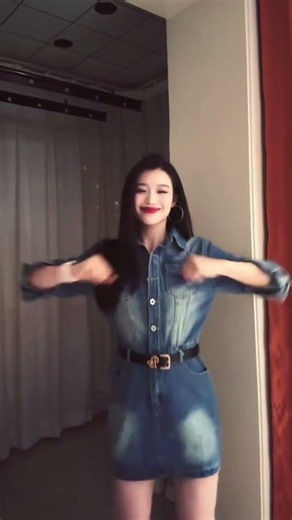 Wow! Fish Block Slow Shake Dance Challenge