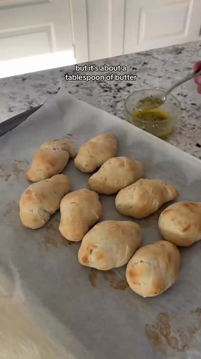 garlic knots🙂‍↕️ #sahm #homemade #homemaker-001 #cooking | Lillie Schultz