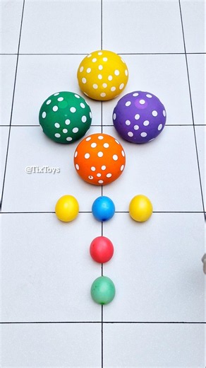 Letter Small T and Four Big Polka Water Balloon Popping #shorts #asmr #satisfying #balloon
