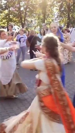 ISKCON Kirtan✨ HARE KRISHNA HARE RAMA ❤️ Powerful Mahamantra to Remove Stress & Calm the Mind 🙏 🙏