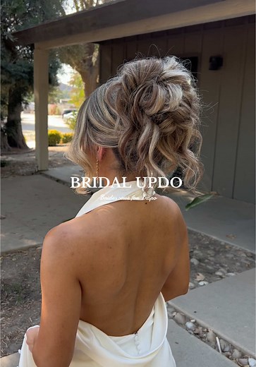 Bridal Updo 🤍 #bride #bridetobe #bridaltok #bridalhair #bridalhairstylist #bridalupdo #weddinghairstyles #updosforweddings #hairdo #beforeandafterhair #ocbridalhairstylist #weddinghairstylistsandiego #temeculabridalhairstylist #trendy #trendingvideo #fyp