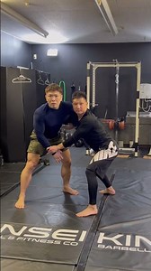 手首を簡単に外す方法 #格闘技 #mma #キックボクシング #boxing #bodymake #jiujitsu #柔術 #柔道 #護身術 #武道 #武術 #合気道 #空手 #筋トレ #喧嘩自慢