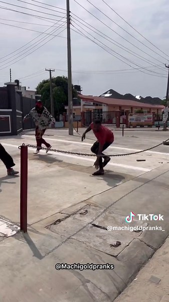 Invisible Objects Prank - Just Wait for the Hilarious Magic!