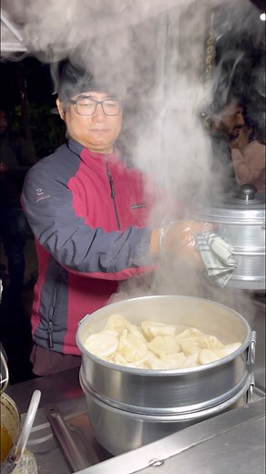 3.8K views · 93 reactions | Authentic Darjeeling Momos run by an family in a street side, tastes  #streetfood #darjeeling #momos #husband #wife #rajajinagar | Dinesh Perspective | Facebook