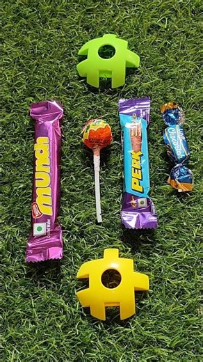 ASMR Candy Unboxing 🍫🍭 | Munch vs Perk vs Lollipop 🍭#shorts