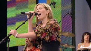 DIDO - White Flag (Live 8) 2005 #Dido #WhiteFlag #Acoustic #PopMusic #TopHits #Live #ARGoodMusic | AR GOOD MUSIC