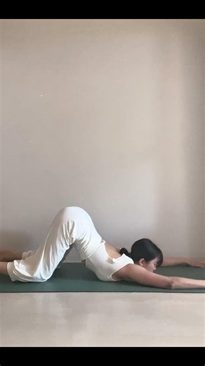 말린어깨 펴주는 비달라아사나 🤍 #요가 #요가복 #직장인요가 #말린어깨 #자세교정