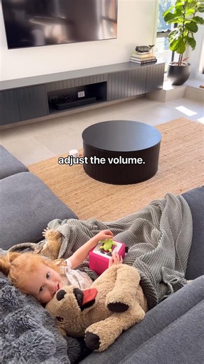 Dance parties, quiet story time and long, screen-free car trips all thanks to one little box! 👏🏼 With hundreds of Tonies to collect, it doesn’t matter how you choose to use your Toniebox, the entertainment is in THEIR hands! 👏🏼 Ready to enjoy the fun, the calm and the adventure? 😊 🎥 @little.vegan.eats #Toniebox #Tonies #toniesanz | tonies