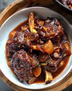 15 reactions | Savory Southern Beef Neck Bones  INGREDIENTS ◻ 3...