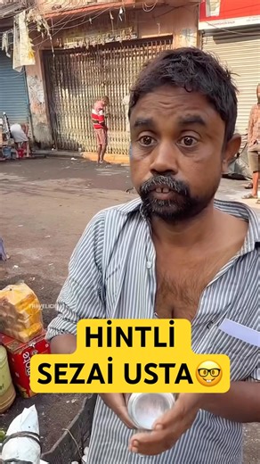 Yumurtaya Kola Döktü! Hindistan Sokaklarında İlginç Tarif