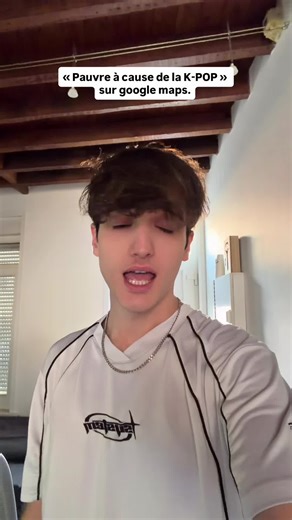 À de suite, bisous ! 🫶🏻 (Enfin, « à de suite », j’arrive à pied hein, j’ai préféré les concerts que mon abonnement transport en commun. 🙂) #kpop #kpopfyp #Kpoper #kpopedit #kpopmeme