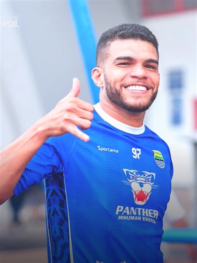 Emot ke sukaan berguinho🤙 #persib #persibday #persibjuara #bobotoh #viking #berguinho #briliga1 #fyp