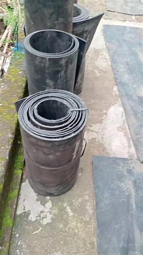 Tak Ready Kan Lagi Bosku Karet Kepet Lumpur Ketebalan Rata* 6-7 Mili Bosku👇 #tronton #trontonsulawesi #fuso #trailer #trailerosmexicanos🇲🇽💯😎