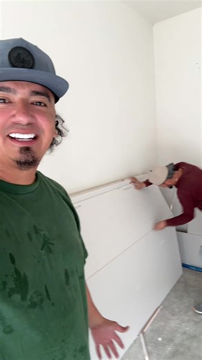 Discover La Escuelitas: CJ Miranda's Texas Adventure