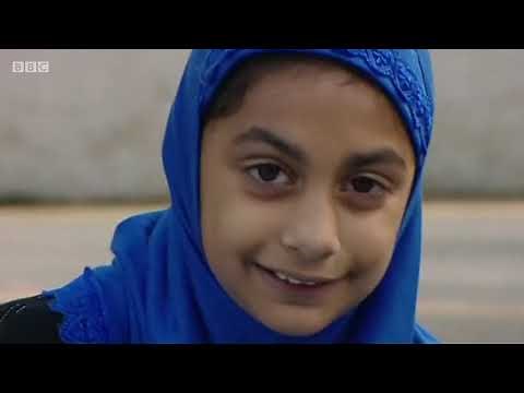 CBeebies | Sign Zone: Let's Celebrate - S01 Episode 11 (Eid ul Fitr)