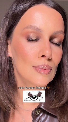 54K views · 3.3K reactions | Save this tutorial and follow me for more makeup lessons @kristyle_makeup  This Halo Smokey look is much easier than it seems - soft blending, dark edges and a bright spotlight in the center. Try it yourself and let me know how it turns out ✨ #makeuptutorial #makeupartist #makeup #makeuptips #makeuphacks #makeuplover #cosmetics #ugc #beauty #makeuplesson | Kristyle_makeup | Facebook
