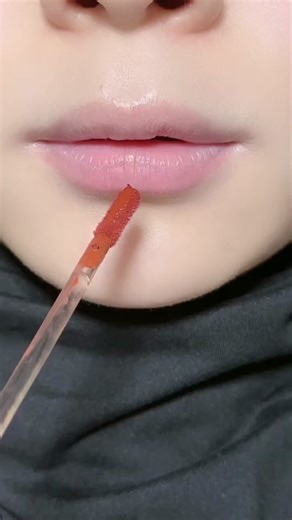 Ultimate Lipstick Tutorial for Perfect Lips