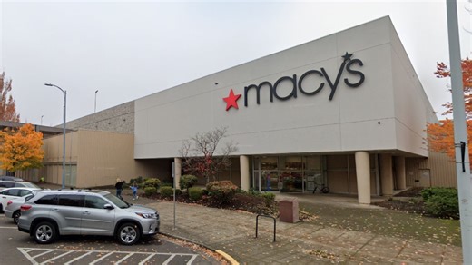 Macy's worker reveals when location is to shut after closures announced