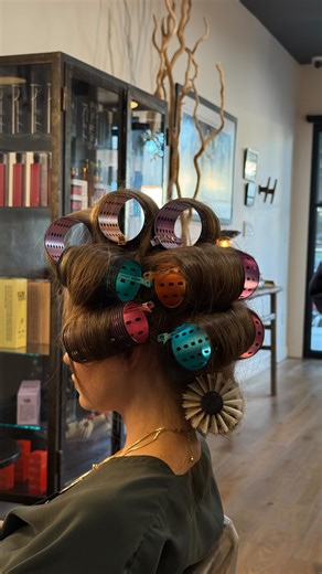 DomDom • Hair Tools & Products on Instagram: "•Metal rollers tutorial• How to set them and take them out. Hope this helps! This is my first voiceover…how’d I do?🤣 Love ya’ll DomDom"