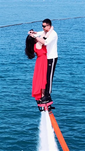 World Traveller on Instagram: "Tag with ur friends #insta #flyboarding #viral #trending #Adventure"