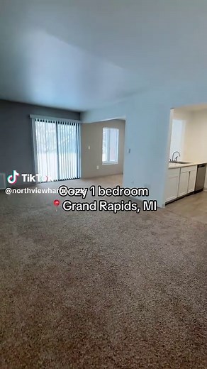 Cozy 1 Bedroom Apartment with In-Unit Laundry in Grand Rapids