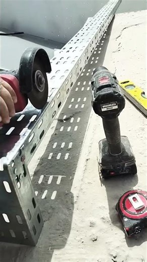 #cabletrayinstallation #electrical #shortvideo