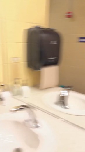 771K views · 26K reactions | that was a wild month with Avril Lavigne 朗藍 | Simple Plan | Facebook