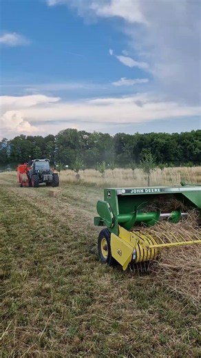 #packbale #farming #agriculture #haymaking #balers #johndeere #masseyferguson #fendt