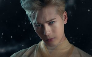 终于来了！王嘉尔《Blue》MV上线！