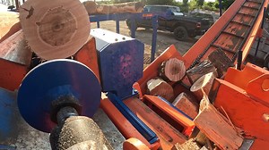 8.5K views · 147 reactions | This may or may not be the most impractical use of a firewood processor. Let us know in the comments below. 613-812-3213 www.eastonmadewoodsplitters.com #logger #firewood #firewoodprocessor #arborist #treecare #logsplitter #chainsaw #heavyequipment #sawmill #worldclassquality #worldclassperformance | Eastonmade Wood Splitters | Facebook