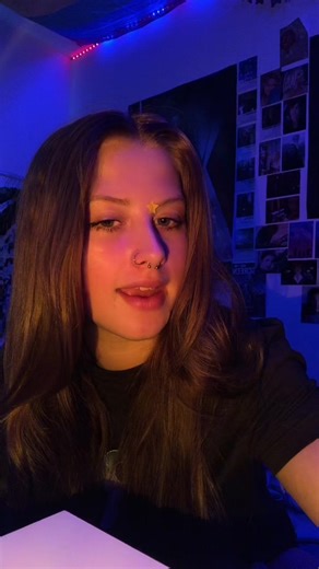 🧎‍♀️🧎‍♀️ #redheads #wlw