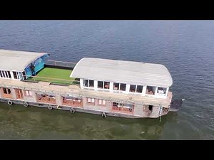 Houseboat Adventure in Alappuzha: Kerala’s Backwaters Unveiled