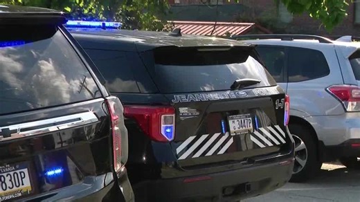 U.S. Marshals, police: Man arrested after brief standoff in Westmoreland County