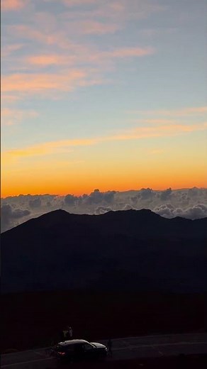 🌅 Haleakalā Sunrise | Absolutely Spectacular! 🌋✨ #Maui #Haleakala #Sunrise #shorts #subscribe