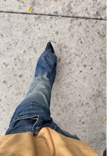 walkinggg #fashiontiktok #fyp #foryou