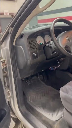 2003 dodge ram 3500. 5.9L with 6 speed manual transmission!