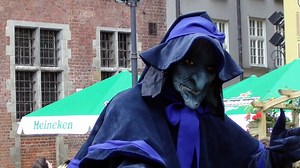 5 Witches Caught on Tape